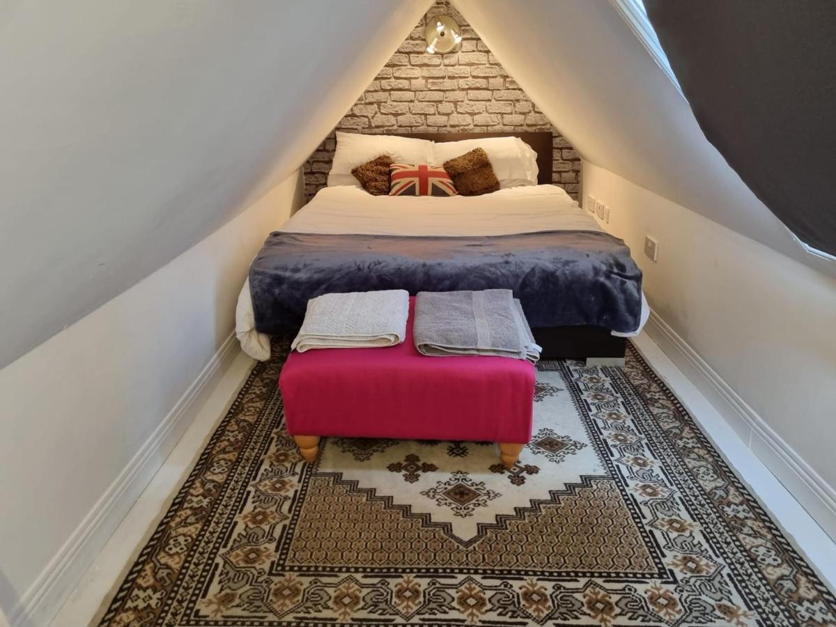 Cosy, Dog Friendly House On The Fringe Of The Brecon Beacons Vila Tredegar Exterior foto
