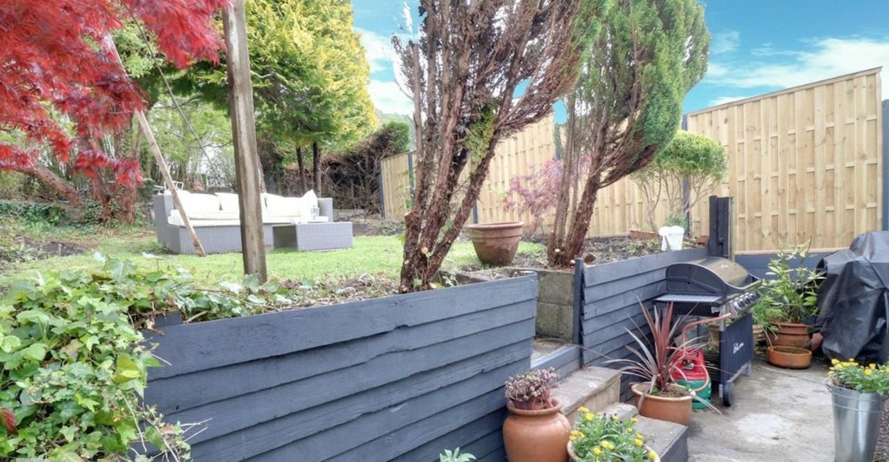 Cosy, Dog Friendly House On The Fringe Of The Brecon Beacons Vila Tredegar Exterior foto